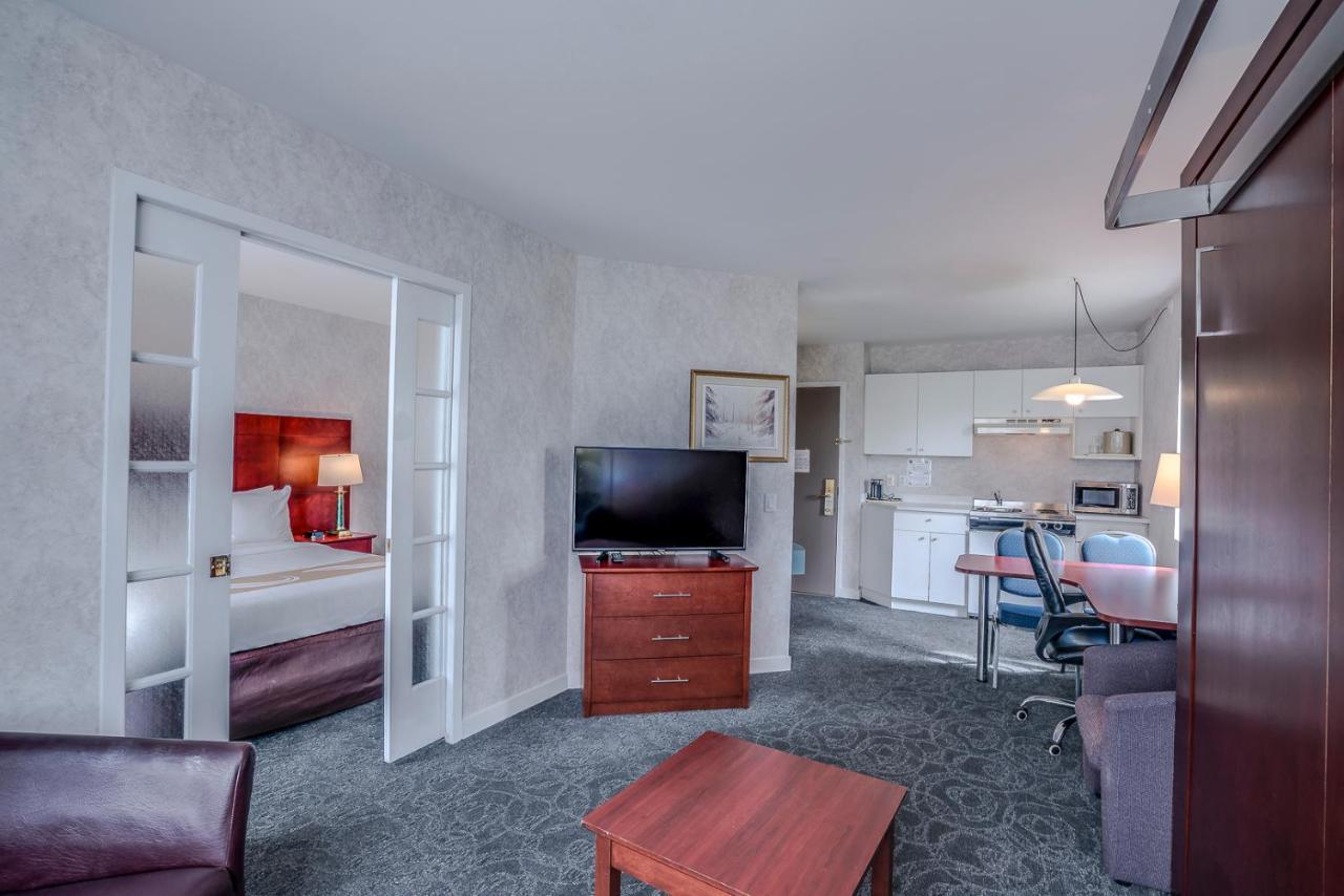 Quality Suites Сент-Анн-де-Бопре Экстерьер фото