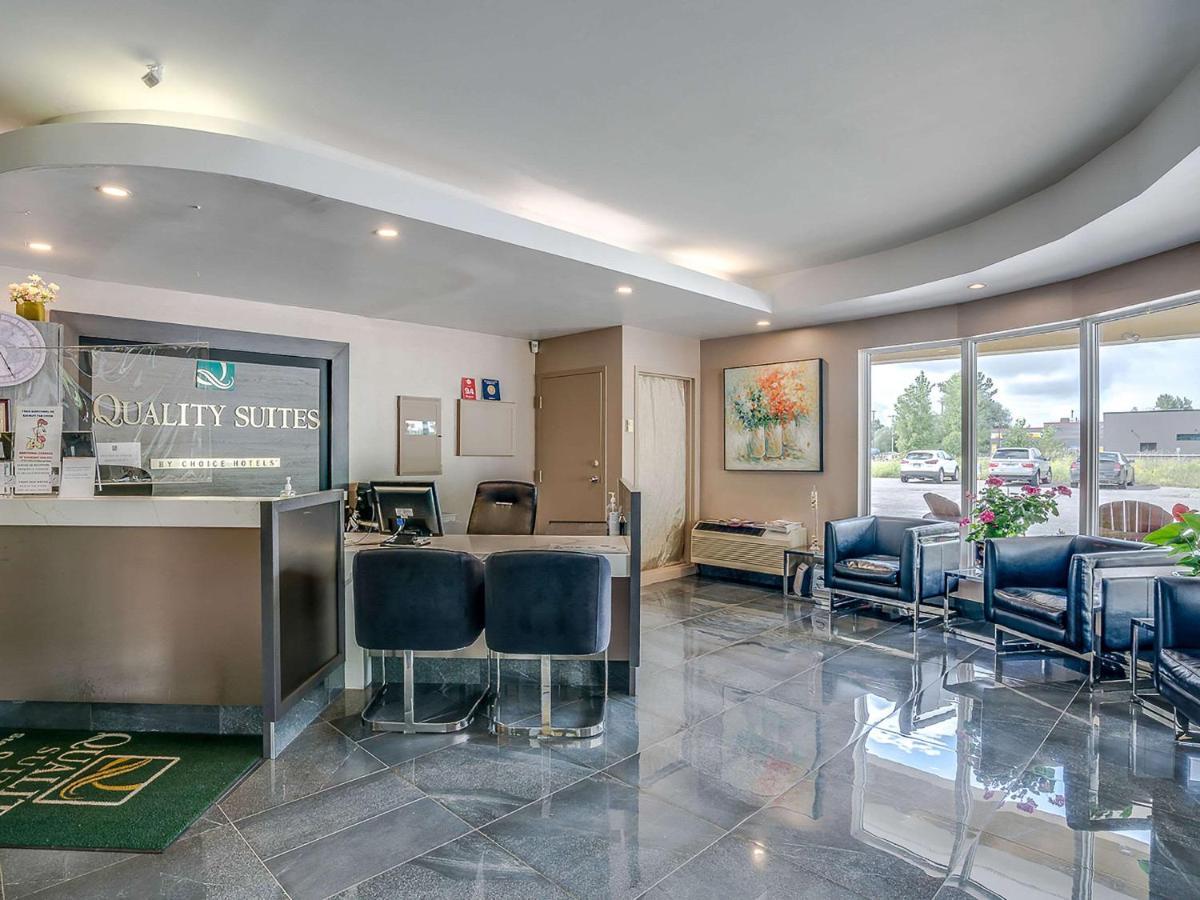 Quality Suites Сент-Анн-де-Бопре Экстерьер фото