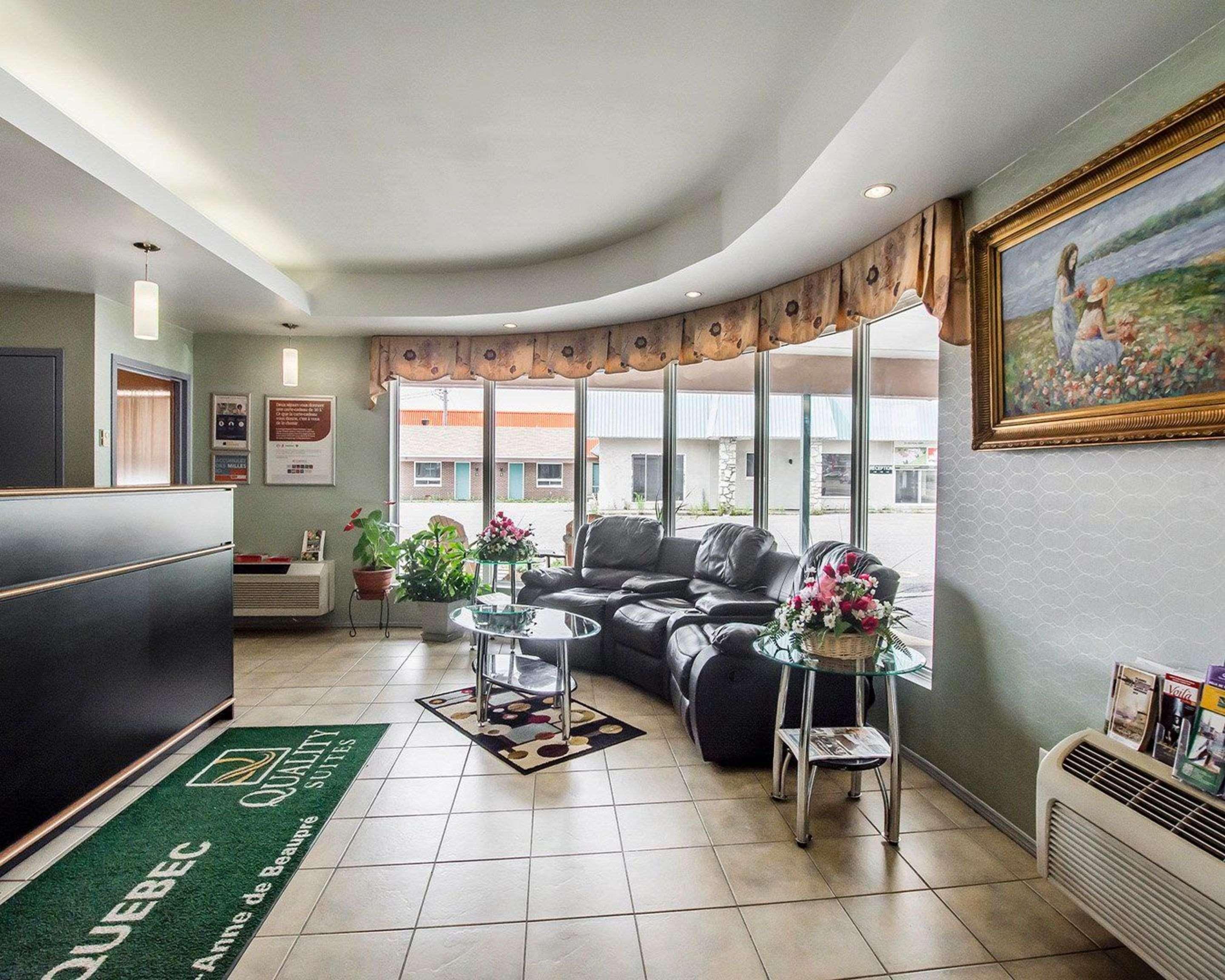 Quality Suites Сент-Анн-де-Бопре Экстерьер фото